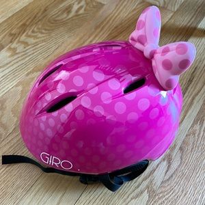 GIRO Minnie Mouse ski helmet